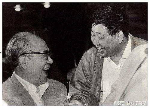 娱乐吃瓜博主前十名,盘点十大热门吃瓜博主,揭秘明星幕后故事